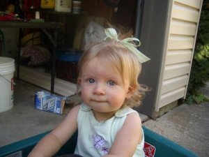 216085_1038284567616_2254_n