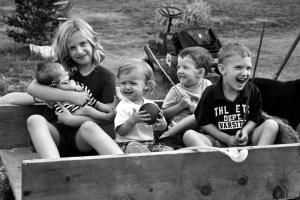 298477_4597444904400_438596030_n